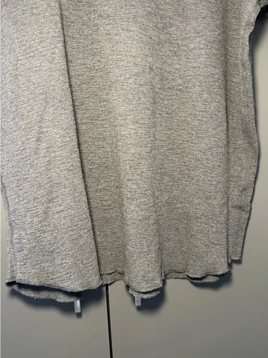 Wings + Horns Heather Gray Short Sleeve Crew Tee - Picture 4 of 4